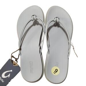 Women's OluKai 'Aka Sandal Iridescent Vapor Size 9 New With Tag Beach Casual
